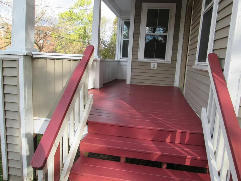 377 Riverside Dr — Photo 10