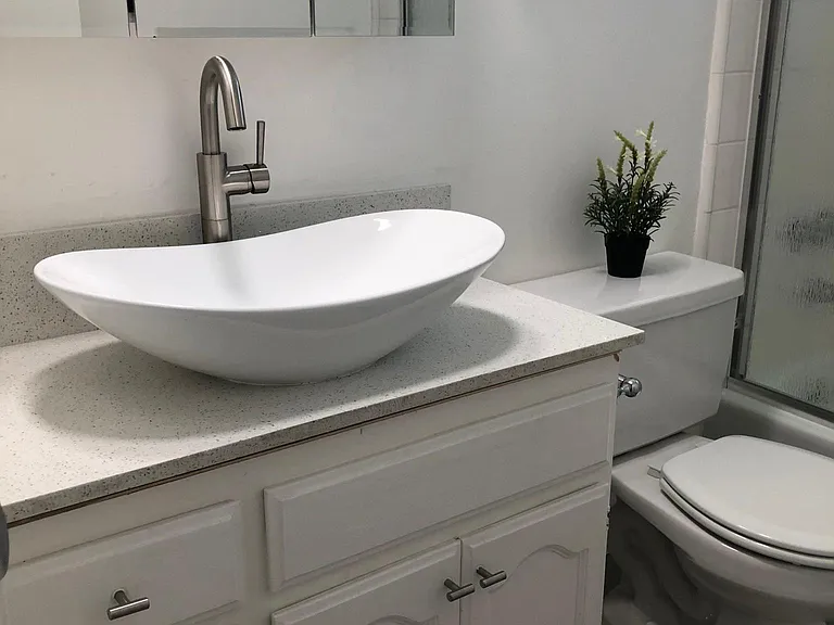 950 Magnolia Ave #22 — Photo 6