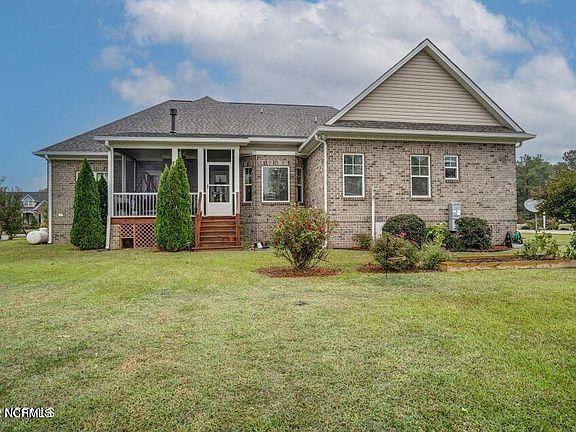 2nd image of 1855 Blue Heron Dr