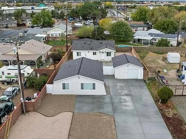 43713 12th St W, Lancaster, CA 93534