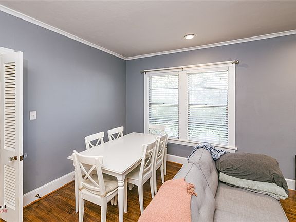 4th image of 3836 Maryland Ave