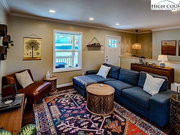 5th image of 477 Hardaman Circle