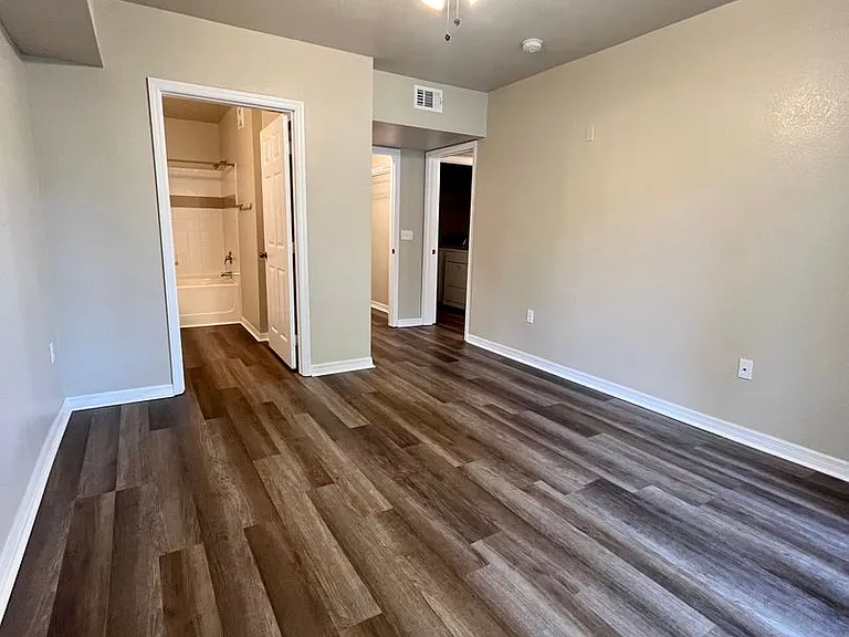 1155 Villagio Cir #105 — Photo 15