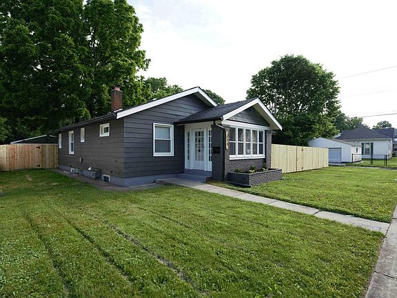 3rd image of 319 Bernard Ave