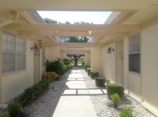 11131 Pembridge Ct APT 3, Port Richey, FL 34668