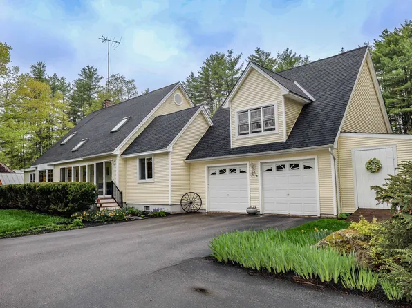 210 Hopkinton Road, Concord, NH 03301