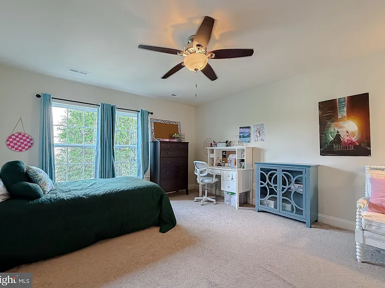 23687 Coventry Dr — Photo 33