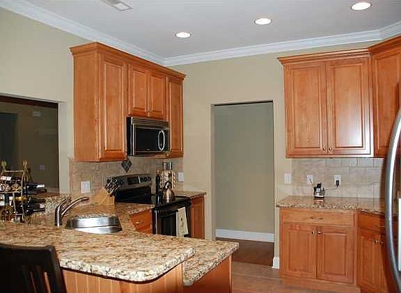 5th image of 1307 Manassas Dr