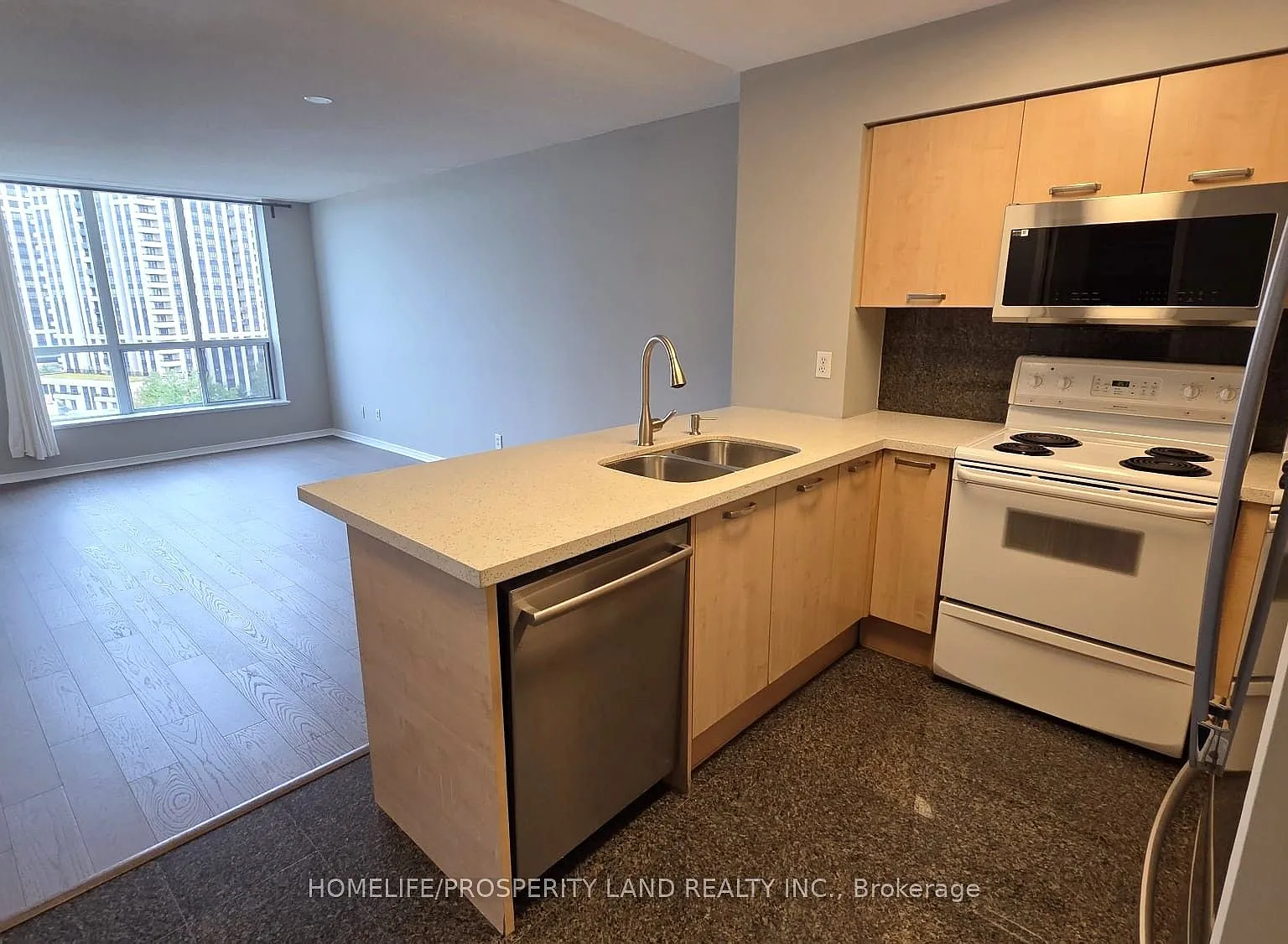 2 bed, $2,500 — Photo 3