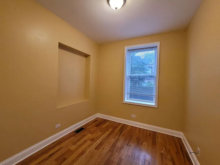 718 S. Aberdeen St — Photo 12
