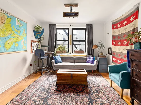 221 E 18th St APT 6H, Brooklyn, NY 11226