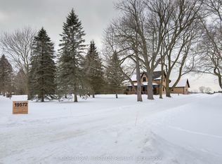 19572 Centre St, East Gwillimbury, ON L0G 1M0