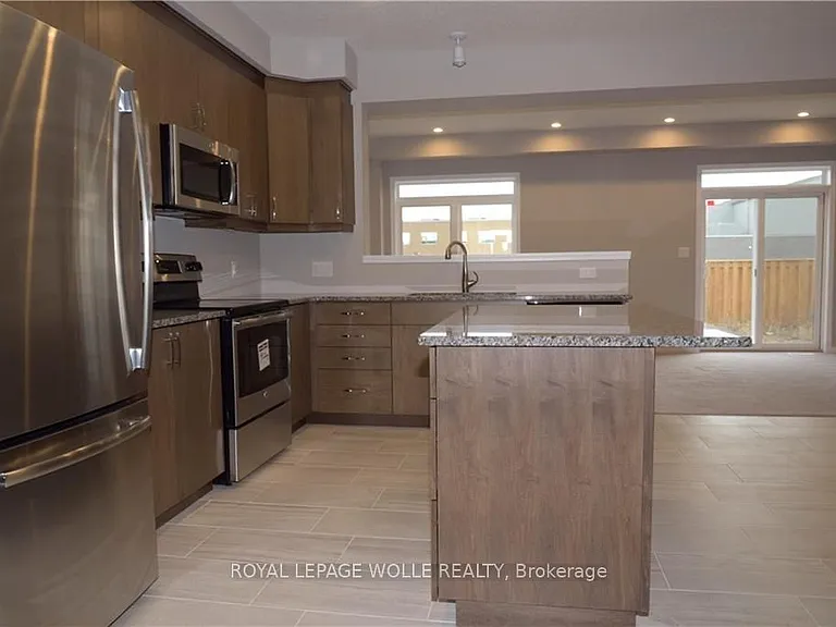 664 Blair Creek Dr — Photo 3