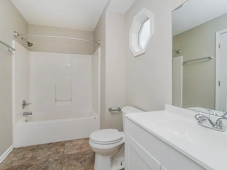 9906 Brooks Bend Rd — Photo 12