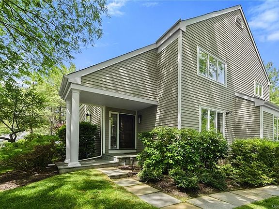2nd image of 5 Berkley Ct