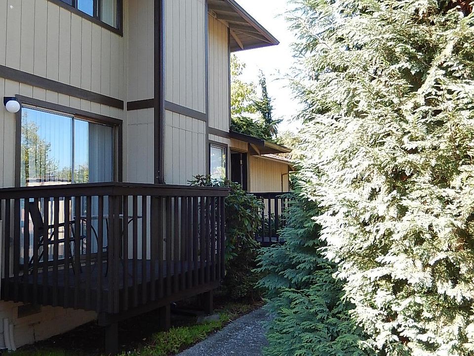 1st image of 15416 40th Ave S #C