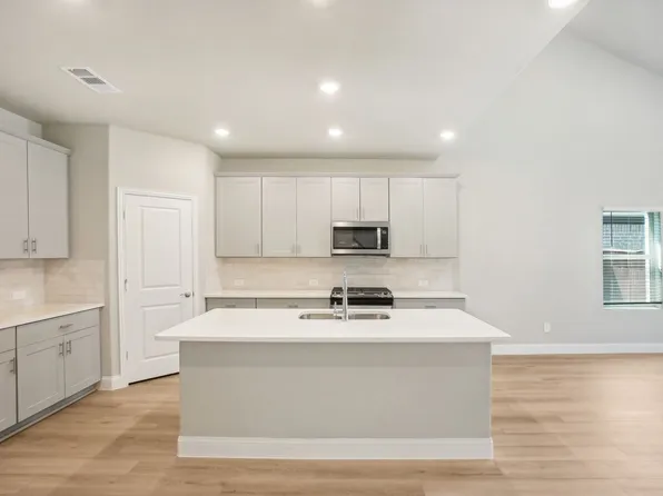 2312 Preakness Dr, Seagoville, TX 75159