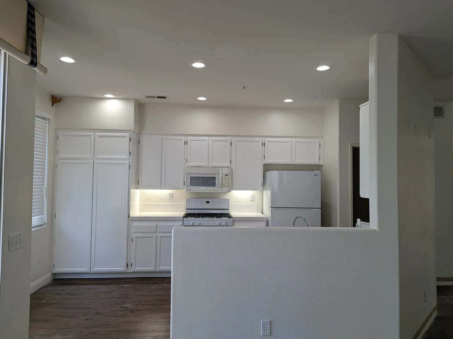 1847 Adriana Ct — Photo 2