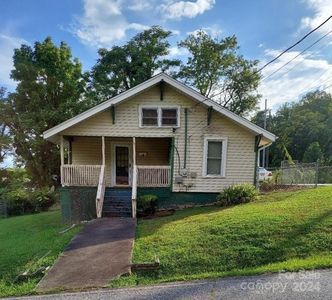 611 Prospect St NW, Lenoir, NC, 28645