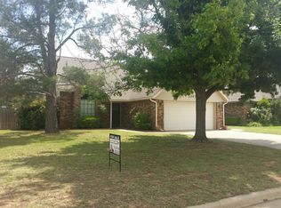 2307 NE 36th St, Lawton, OK 73507