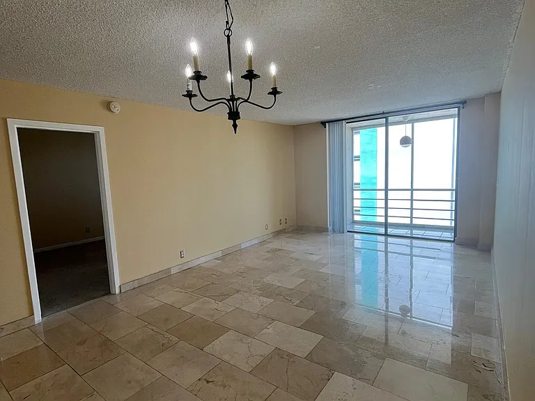 2821 NE 163rd St #5T — Photo 3