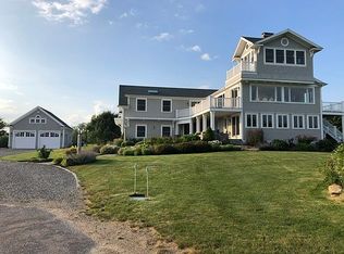 295 Carpenter Dr, South Kingstown, RI 02879