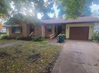 601 Maple St, Breckenridge, MN 56520