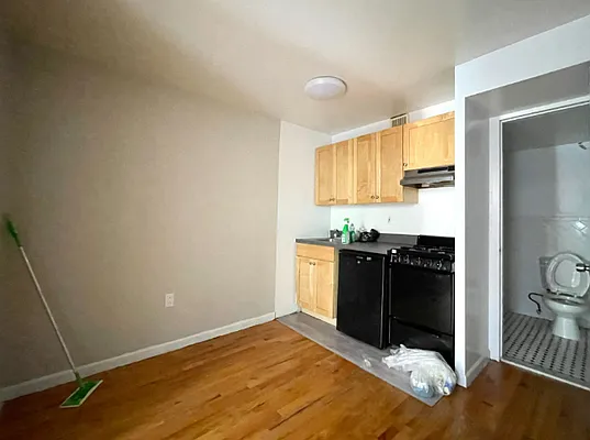 Rented by Compass | media 3