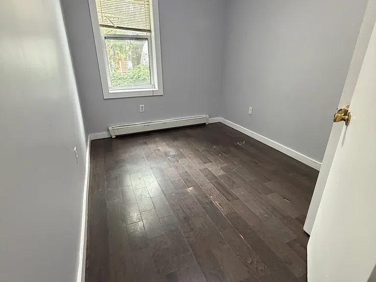 29 Bartholdi Ave #1A — Photo 9