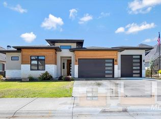 6345 Chateau Ct, Star, ID 83669