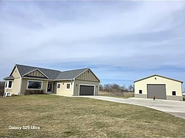 15220 118th Ave, Indianola, IA 50125