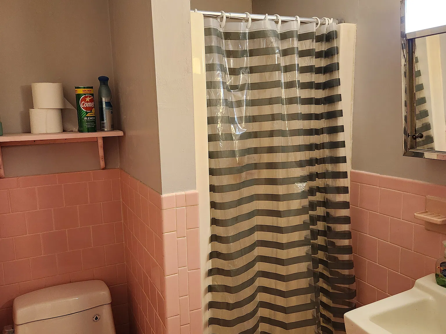 Studio, 650 sqft, $1,500 — Photo 4