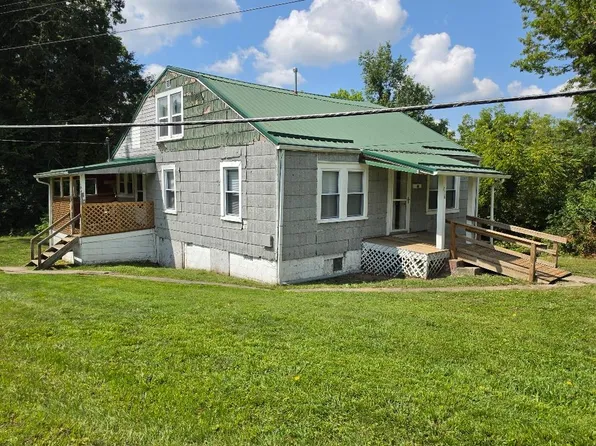 236 Clyde St, Beckley, WV 25801
