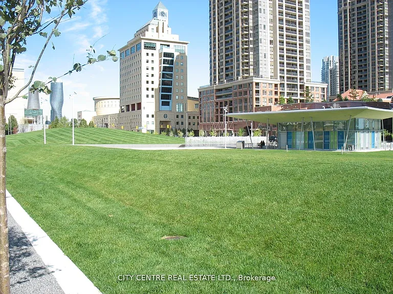 388 Prince Of Wales Dr #307 — Photo 33