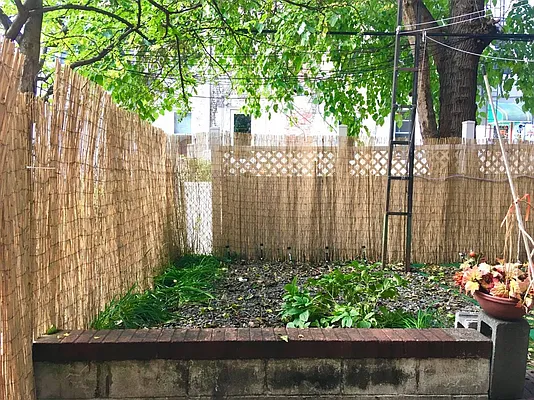 Rented by Premier Metro Realty Corp | media 16