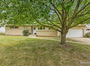 2507 Northville Dr NE, Grand Rapids, MI 49525