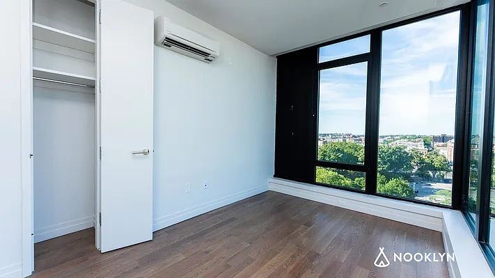 Rented by Nooklyn NYC LLC | media 41