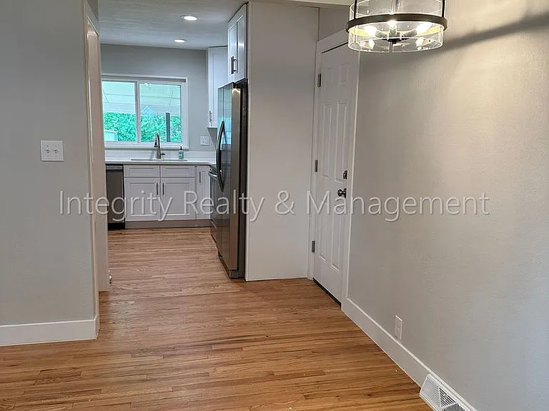3092 W Layton Ave — Photo 11