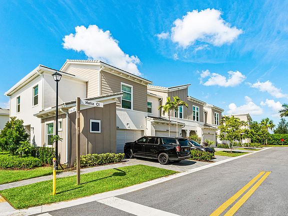 3rd image of 16474 Helix Ct