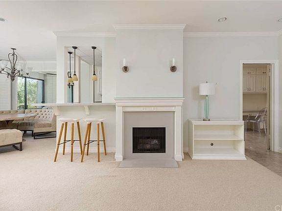 4th image of 1167 Roxbury Dr APT 308