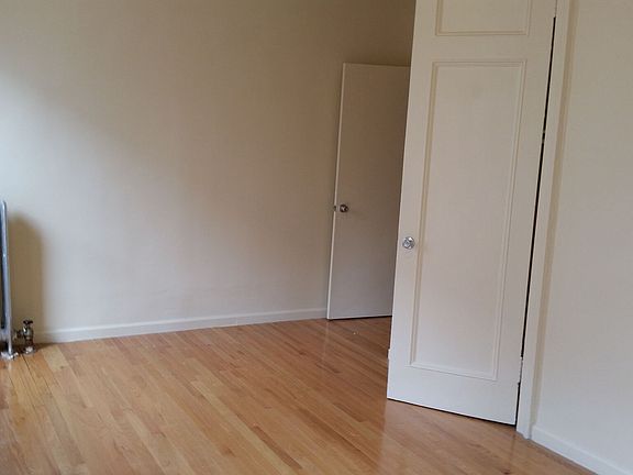 3rd image of 701 W 175th St APT 4F
