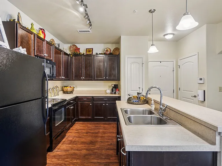Trail Ridge at Woodland Park Apartments — Photo 4