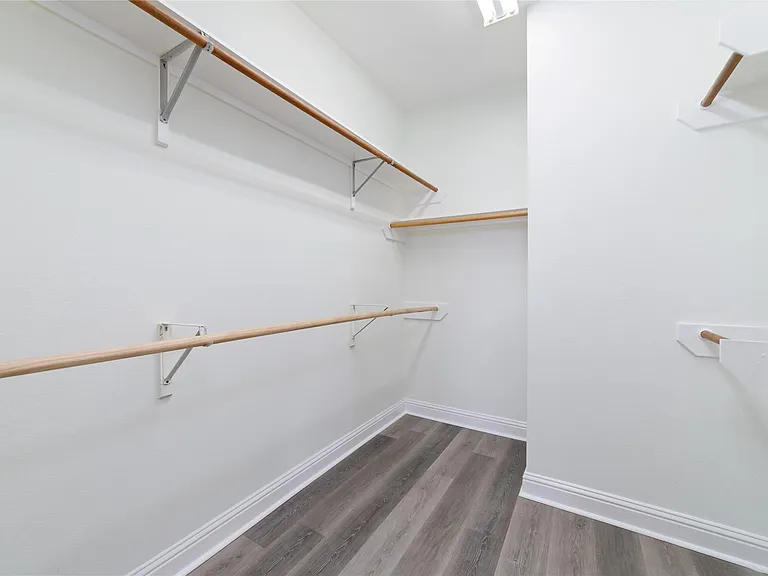 1408 S Friendswood Dr #804 — Photo 19