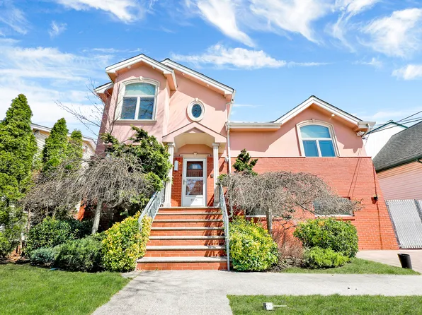 2135 East 65th Street image 1 of 24