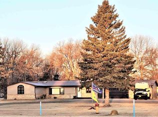500 36th St SW, Minot, ND 58701