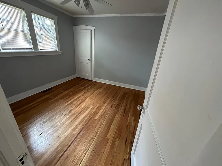 2225 S Logan St — Photo 8