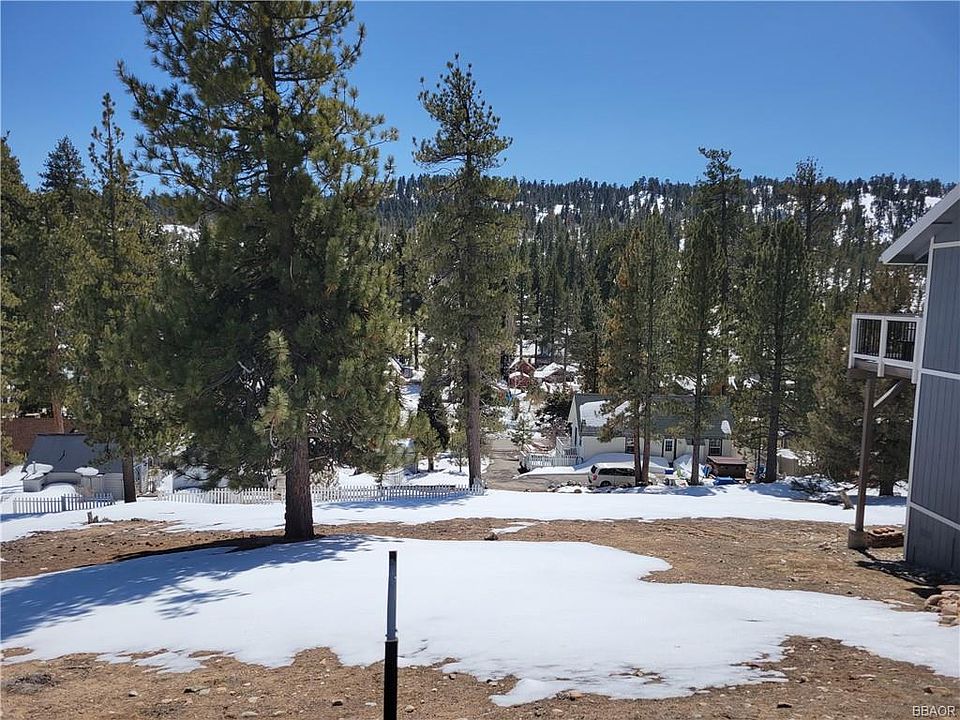 1st image of 39237 Crest Ln