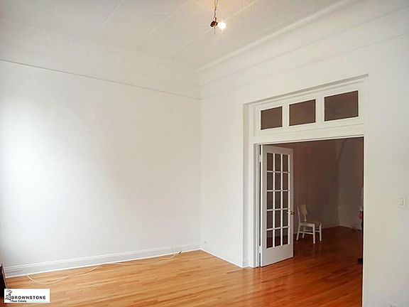 4th image of 504 Henry St APT 1