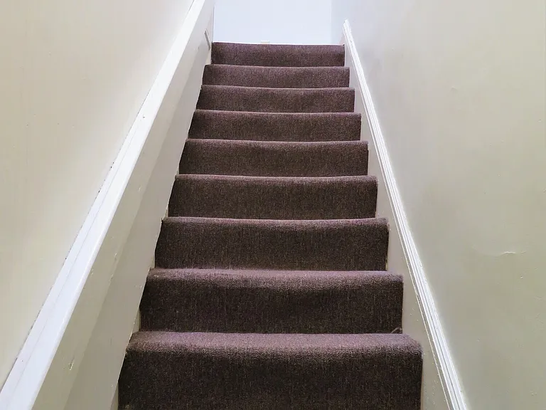 156 E State St #4 — Photo 5