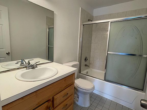 3rd image of 1190 Washington Cir #1190E